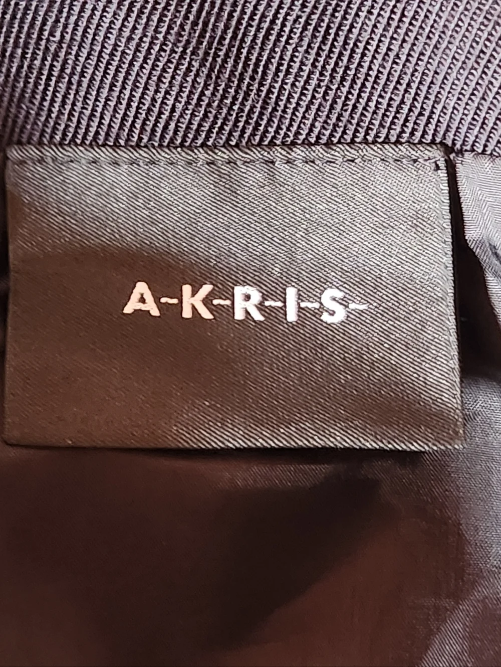 AKRIS 100% Laine Wool Pleated Skirt - Size 6